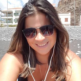 Francy Acosta's avatar