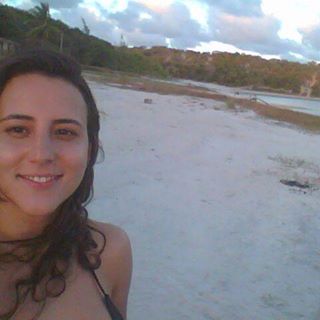 Raquel Reginato's avatar