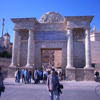 Alexis Velasquez Uribe's avatar