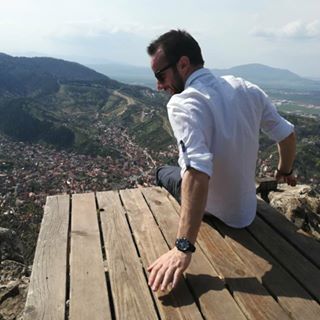 Dan Stefan Dobre's avatar