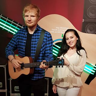 Gina Mihaela's avatar