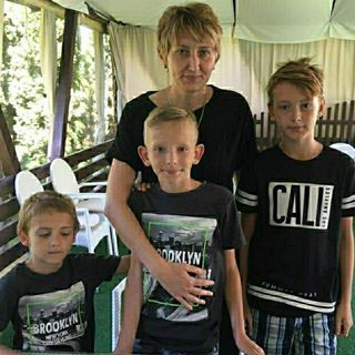 Iulia Recolciuc's avatar