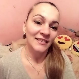 Dana Dragan's avatar