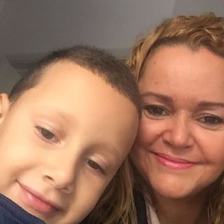 Adriana Oliveira Oliveira's avatar