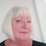 JULIE H's avatar