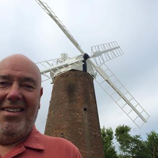 David Mills's avatar