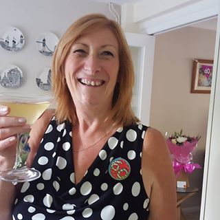 Sandra Hayward's avatar