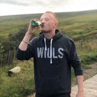 Gareth Lowrie's avatar
