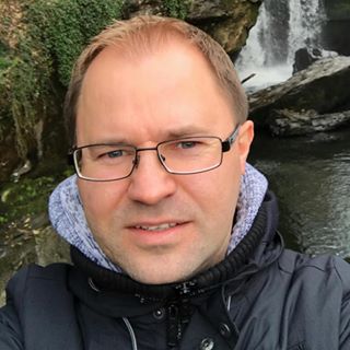 Martin DeLiu's avatar