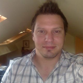 Simon Dewdney's avatar