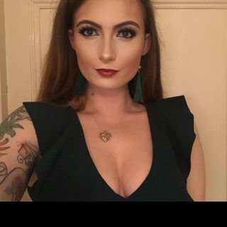 Alice Walters's avatar