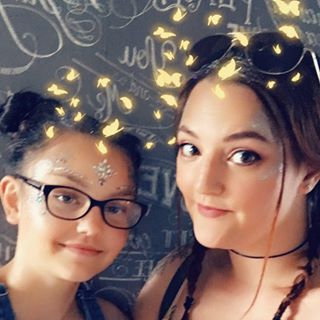 Becca Holmes's avatar