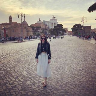 Holly Anna's avatar
