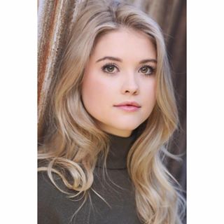 Alice Emily Rose Fletcher's avatar