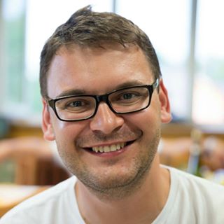 Tomas Molenda's avatar