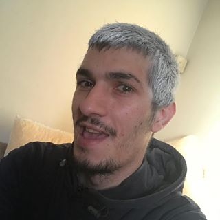 Denis Sirakov's avatar