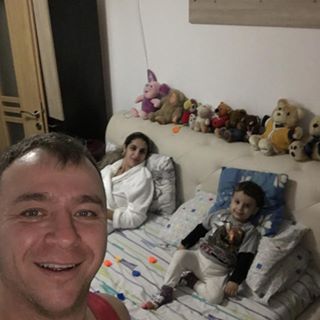 Paraschiv Luminita's avatar