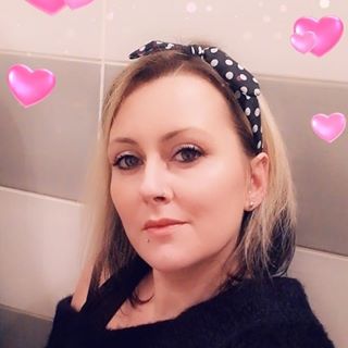 Amelie Lefevre's avatar