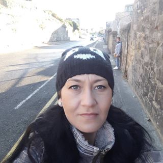 Daniela Gal's avatar