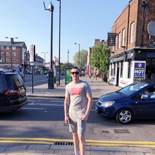 Robert Diaconu's avatar