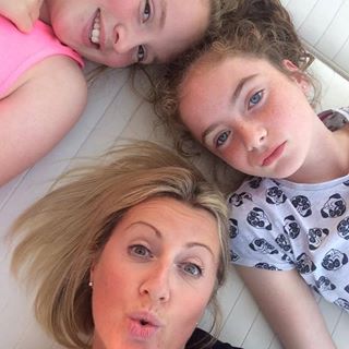 Andrea Troy's avatar