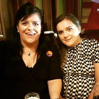 Helen Viney's avatar