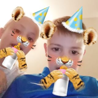 Noah Charles's avatar