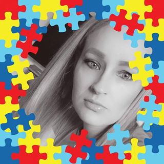 Lynn Simpson's avatar