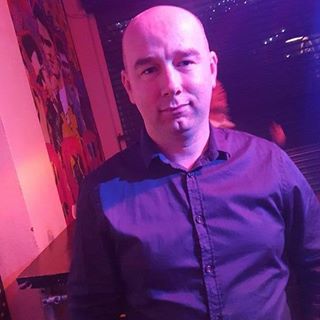 Carl Crossland's avatar