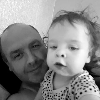 Andy M Hugs's avatar