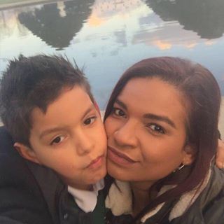 Andreia Oliveira's avatar