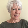 Lesley Richards's avatar