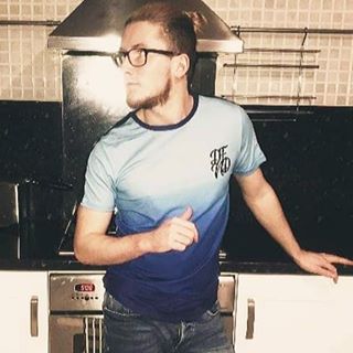 Mikey Carragher's avatar