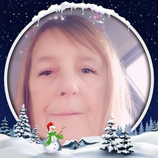 Lesley Hale's avatar