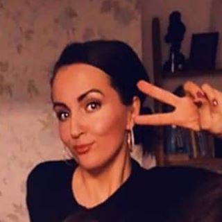 Jenni Goodyear's avatar