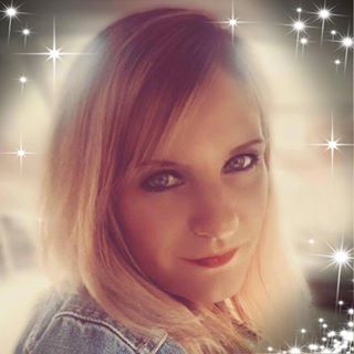Louise Burgess's avatar