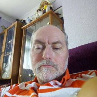 Gordon Clark's avatar