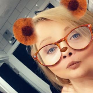 Marie Dawson's avatar