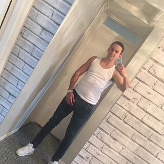 Dean Wilson's avatar