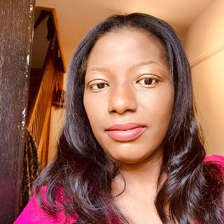 Sarah Feakes's avatar