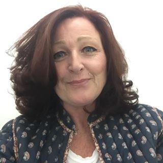 Julie Clark's avatar