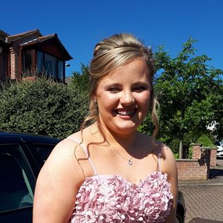 Joanna Thompson's avatar