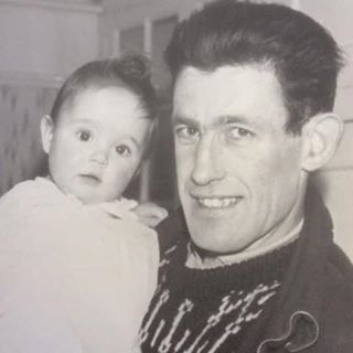 Ted Farrell's avatar