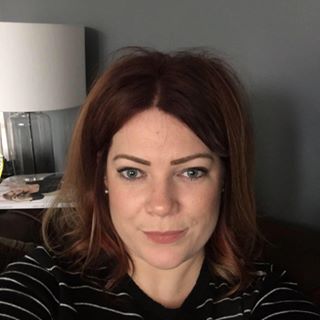 Emma Russell's avatar
