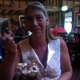 Debbie Gardner's avatar