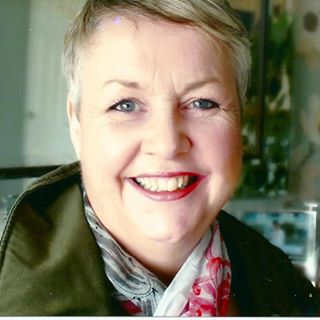 Caroline McGeadie's avatar