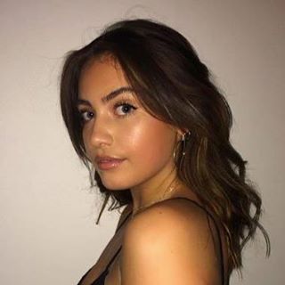 Emilie Zea's avatar