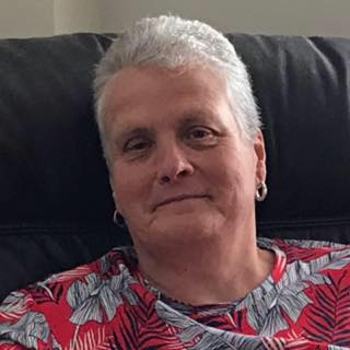 Lynn Archer's avatar