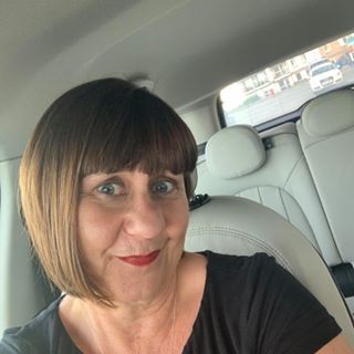 Jacqui Jones's avatar