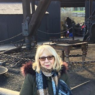 Susan Bird's avatar